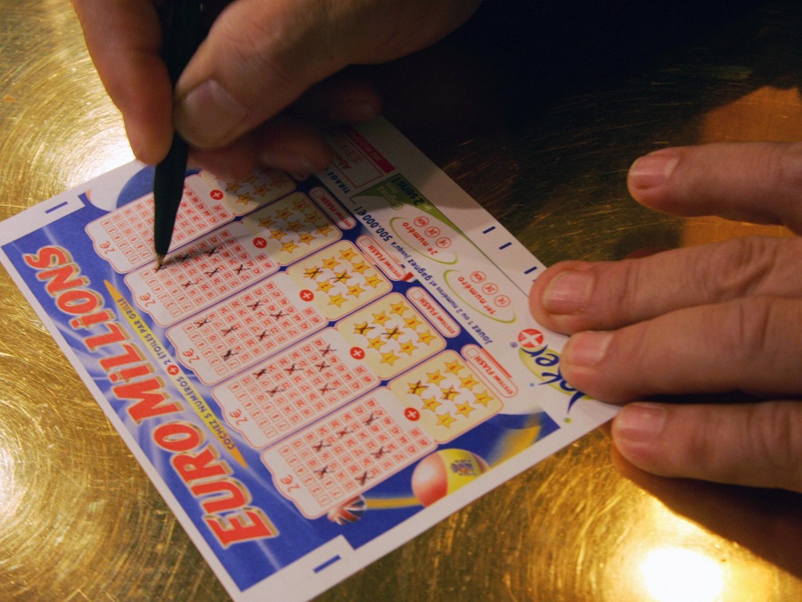 réfléchissez à deux fois aux joueurs de loterie